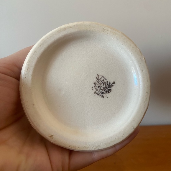 Hand Painted Japanese Vase - Picture 6 of 7